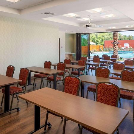 Wyndham Garden Redwood Valley - Ukiah Экстерьер фото