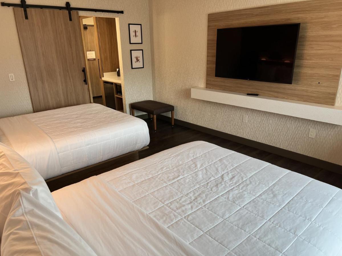 Wyndham Garden Redwood Valley - Ukiah Экстерьер фото