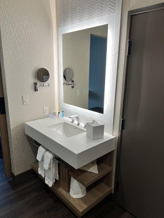 Wyndham Garden Redwood Valley - Ukiah Экстерьер фото