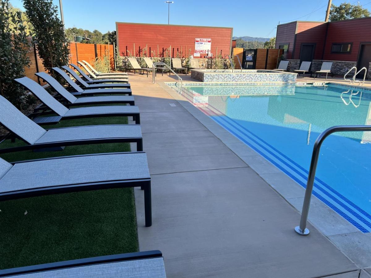 Wyndham Garden Redwood Valley - Ukiah Экстерьер фото