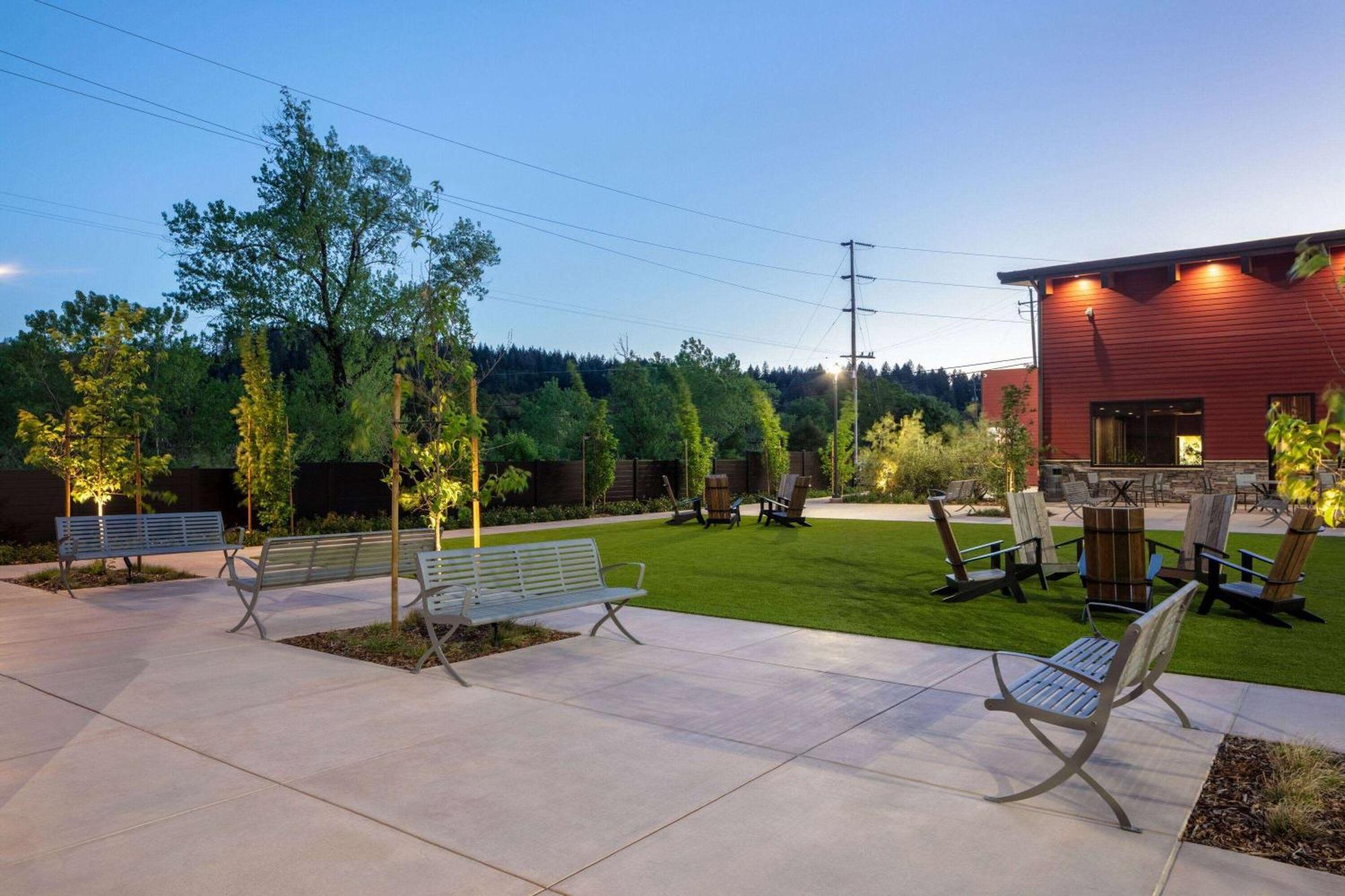 Wyndham Garden Redwood Valley - Ukiah Экстерьер фото