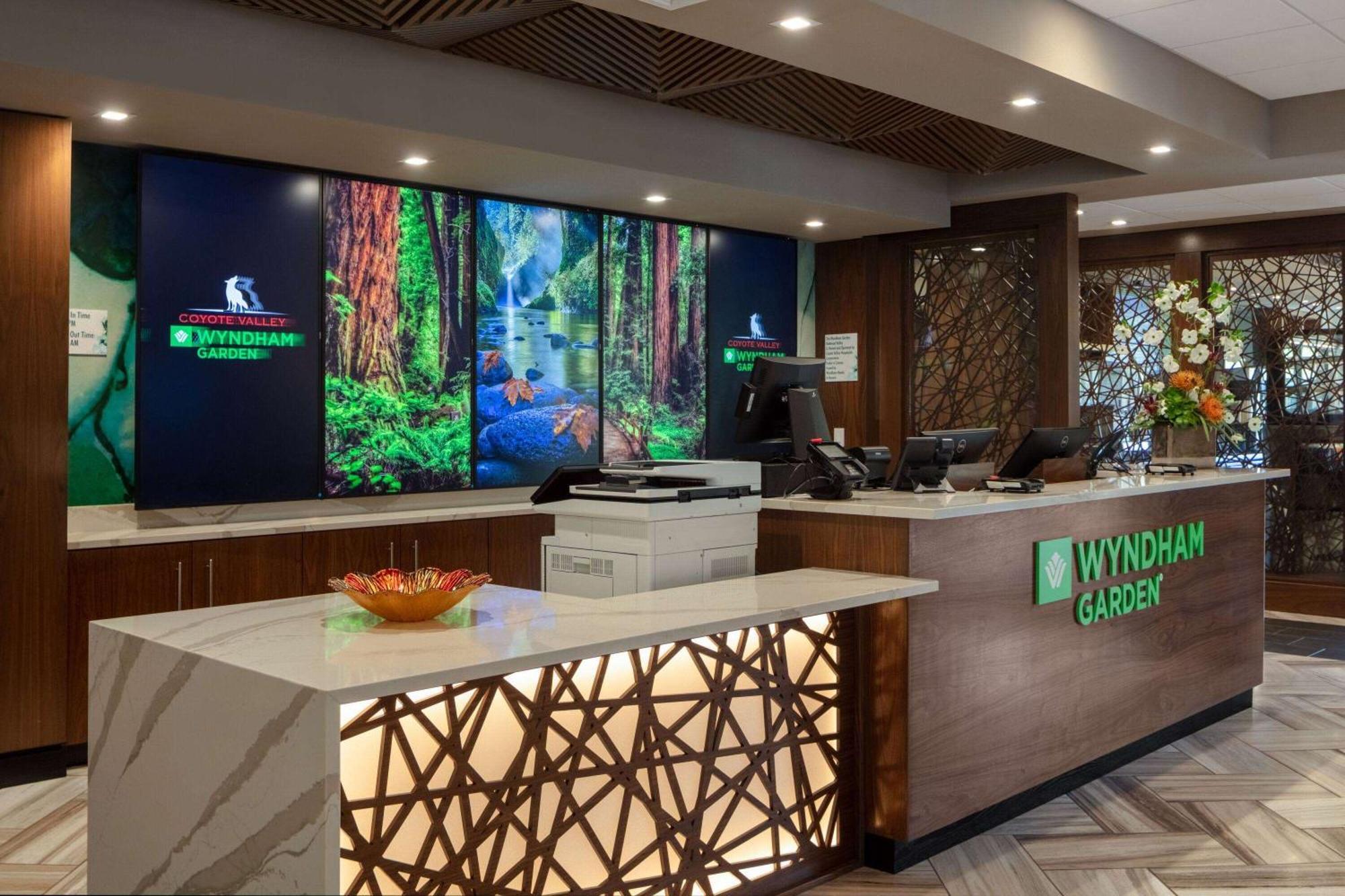 Wyndham Garden Redwood Valley - Ukiah Экстерьер фото